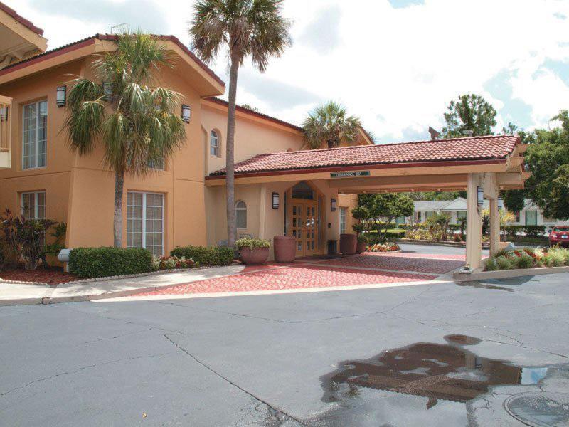 Days Inn By Wyndham Jacksonville Baymeadows Exterior photo